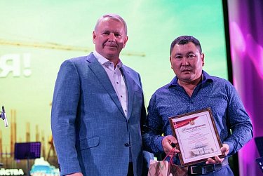 Оренбуржье чествует строителей